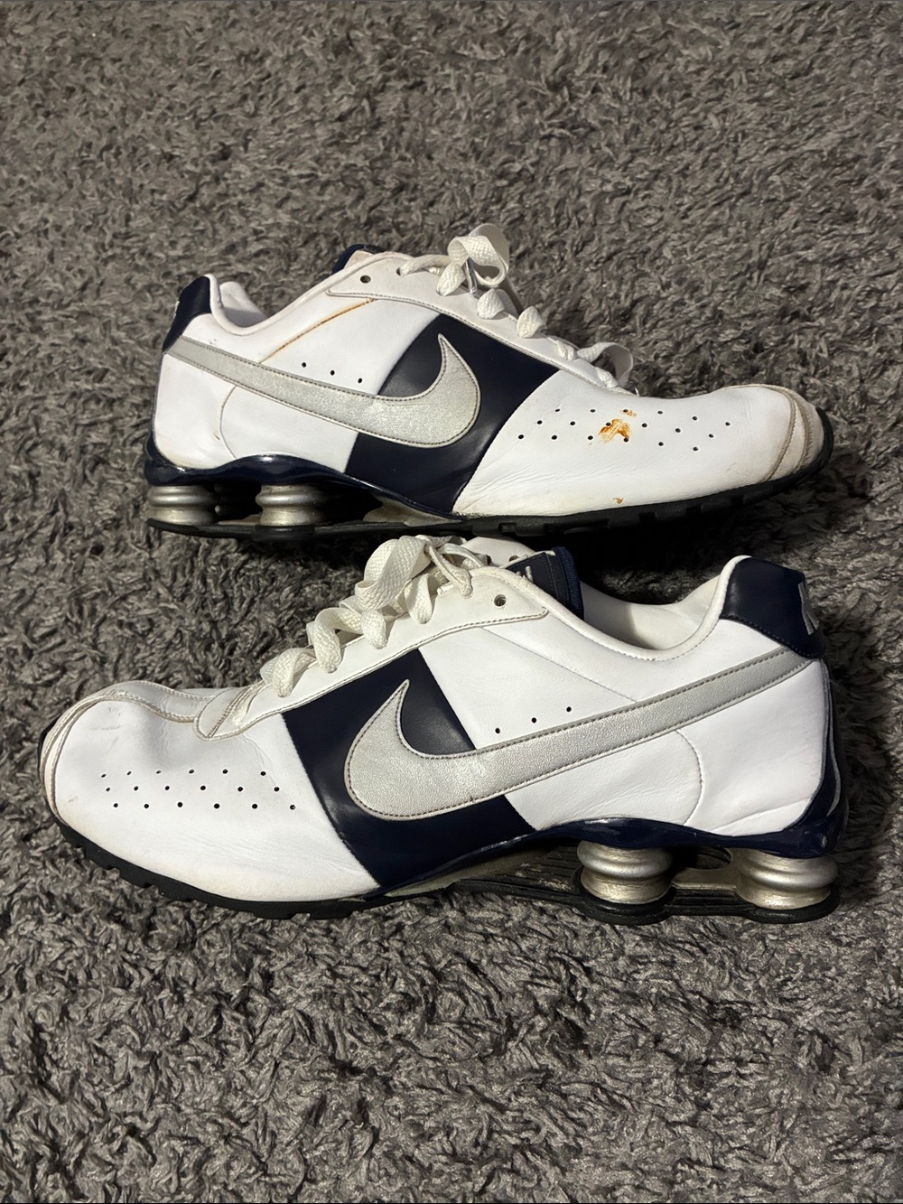 Vintage Nike shox deliver